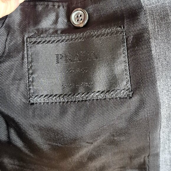 Prada Men’s Blazer — Grey 100% Virgin Wool, Made in Italy, Taglia 56 - Picture 4 of 16